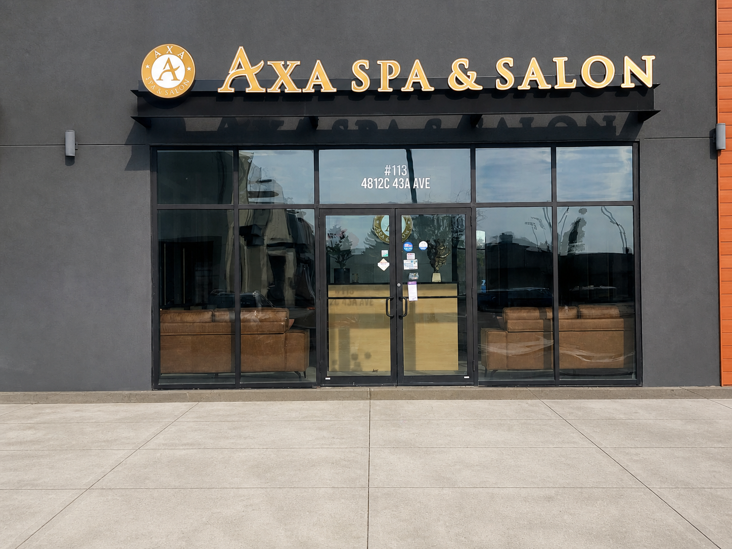 Main entrance of AXA Spa & Salon in Leduc.